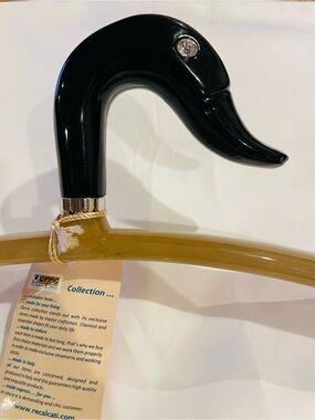 NWT Oerre Lucite Italian Clothes Hanger Featuring a Duck Head,length 17 inches